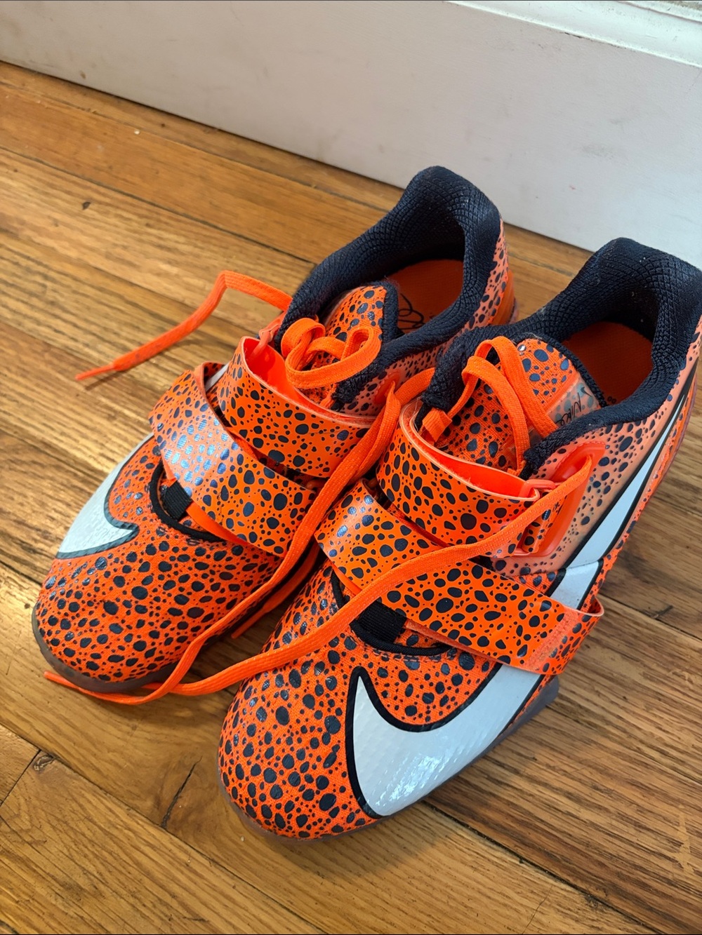Nike Romaleo 4 SE Electric Orange